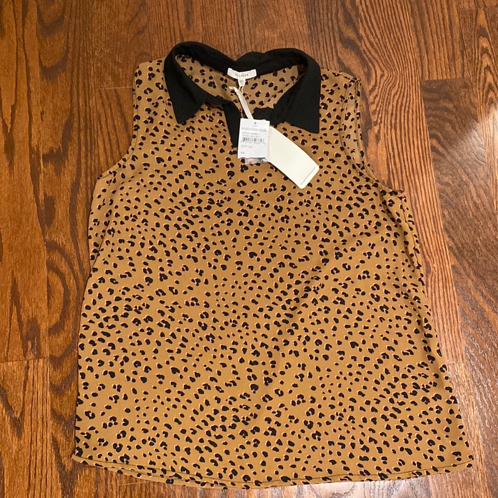 Leopard Print Sleeveless Woman’s Top